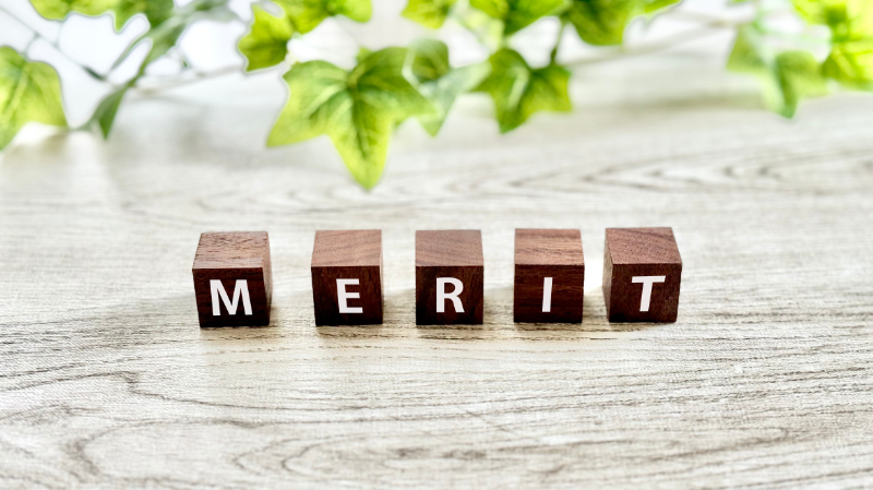 矯正治療で歯を削るメリットのイメージ