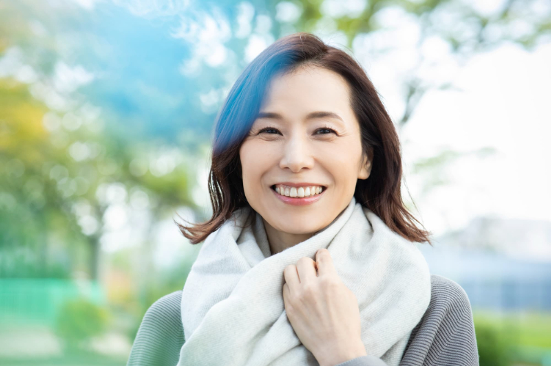 笑顔の女性